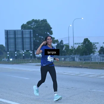 Runner Photo 7586775