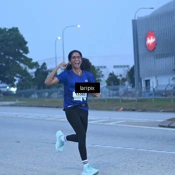 Runner Photo 7586777