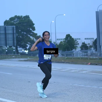 Runner Photo 7586786