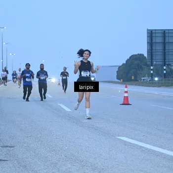 Runner Photo 7586805