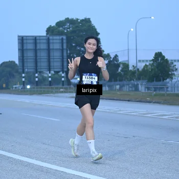 Runner Photo 7586814