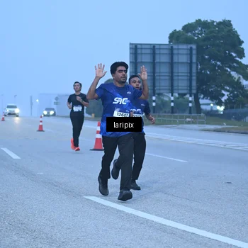 Runner Photo 7586826