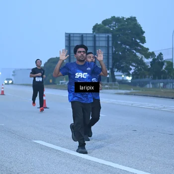 Runner Photo 7586828