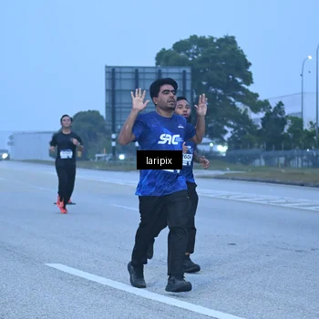 Runner Photo 7586829
