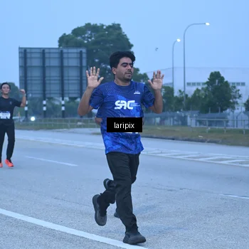 Runner Photo 7586836