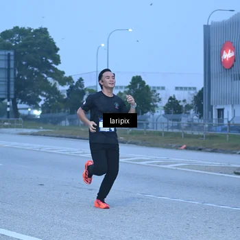 Runner Photo 7586837
