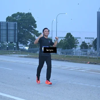 Runner Photo 7586838