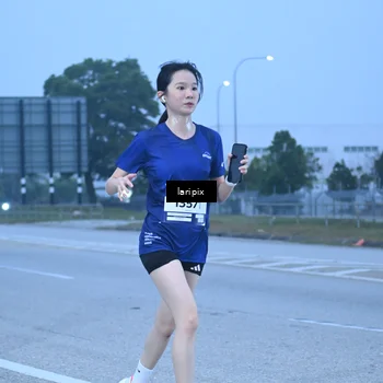Runner Photo 7586859