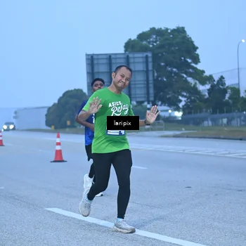 Runner Photo 7586863