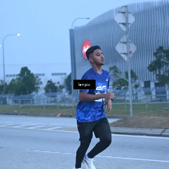 Runner Photo 7586879