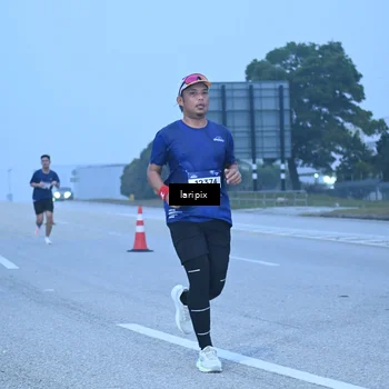 Runner Photo 7586905