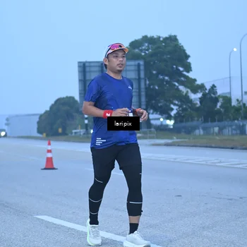 Runner Photo 7586906