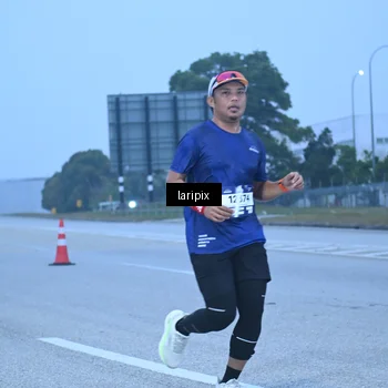 Runner Photo 7586910