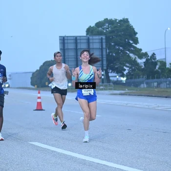 Runner Photo 7586943