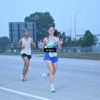 Runner Photo 7586950
