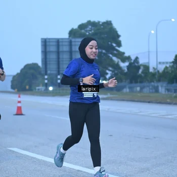 Runner Photo 7586958