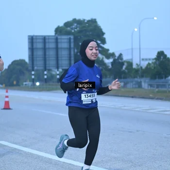 Runner Photo 7586970