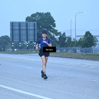 Runner Photo 7586978