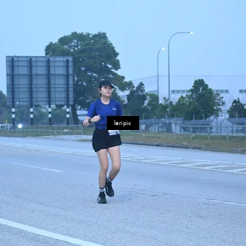 Runner Photo 7586980
