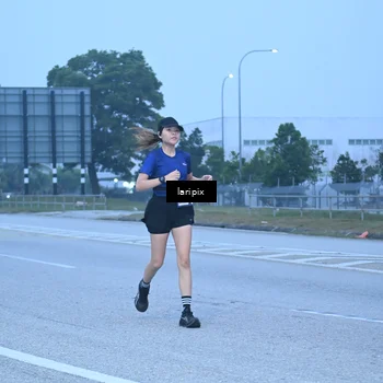Runner Photo 7586981