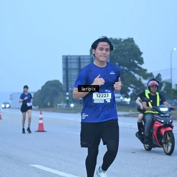 Runner Photo 7586986