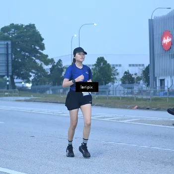 Runner Photo 7586987