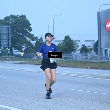 Runner Photo 7586988
