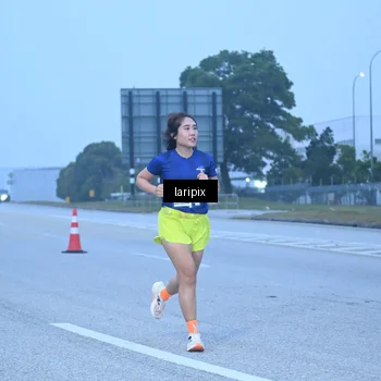 Runner Photo 7586995