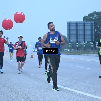Runner Photo 7587009