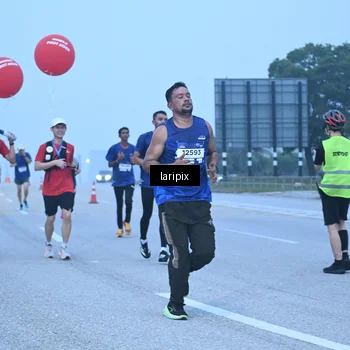 Runner Photo 7587013