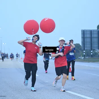 Runner Photo 7587020