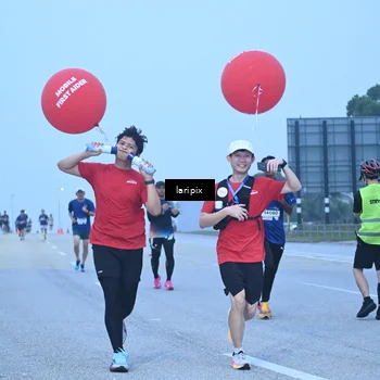 Runner Photo 7587022