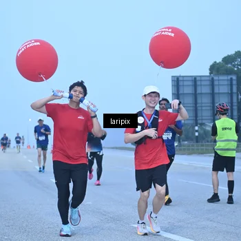 Runner Photo 7587024