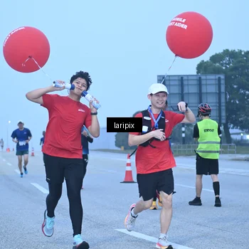 Runner Photo 7587025