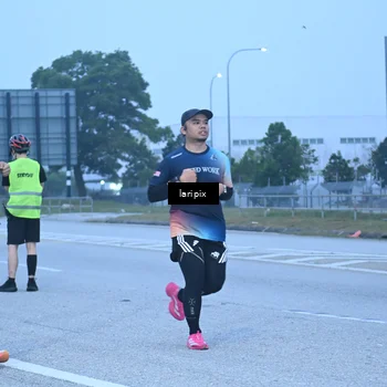 Runner Photo 7587036