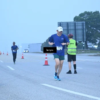Runner Photo 7587042
