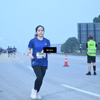 Runner Photo 7587043