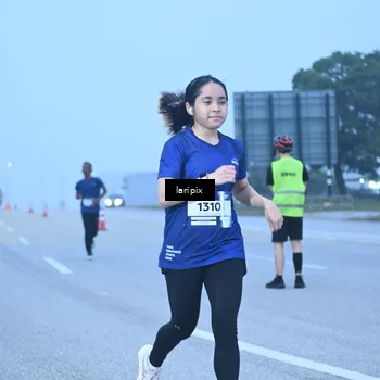 Runner Photo 7587047