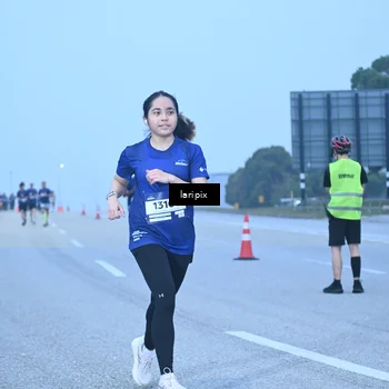 Runner Photo 7587050