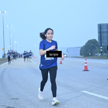Runner Photo 7587057