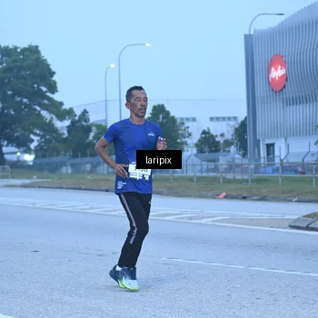 Runner Photo 7587058