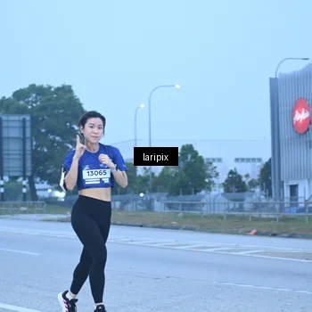 Runner Photo 7587071