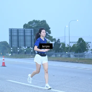 Runner Photo 7587073