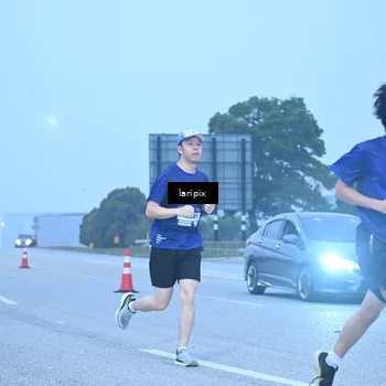 Runner Photo 7587087
