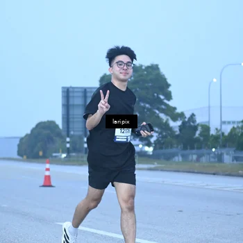 Runner Photo 7587088