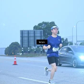 Runner Photo 7587089
