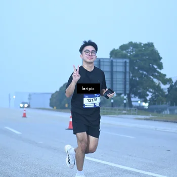 Runner Photo 7587090