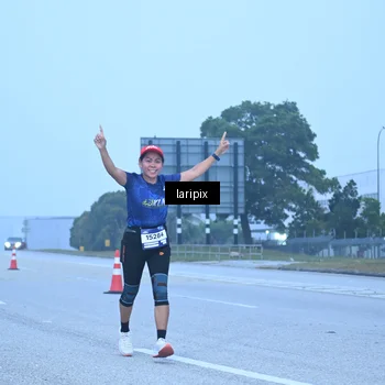 Runner Photo 7587110