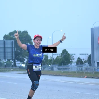 Runner Photo 7587118
