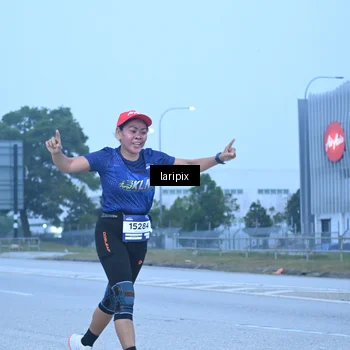 Runner Photo 7587120